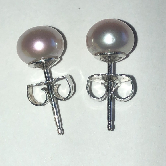Honora Elegant Pink Genuine Pearl Stud Earrings - Picture 4 of 7